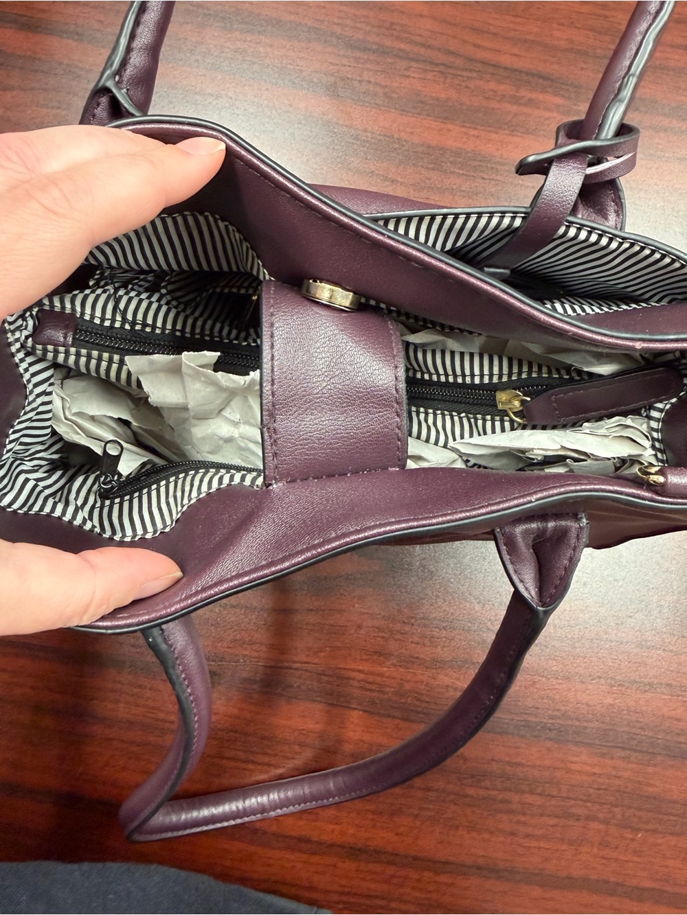 Christian Siriano Deep Plum Structured Satchel with Gold Logo - Picture 3 of 3